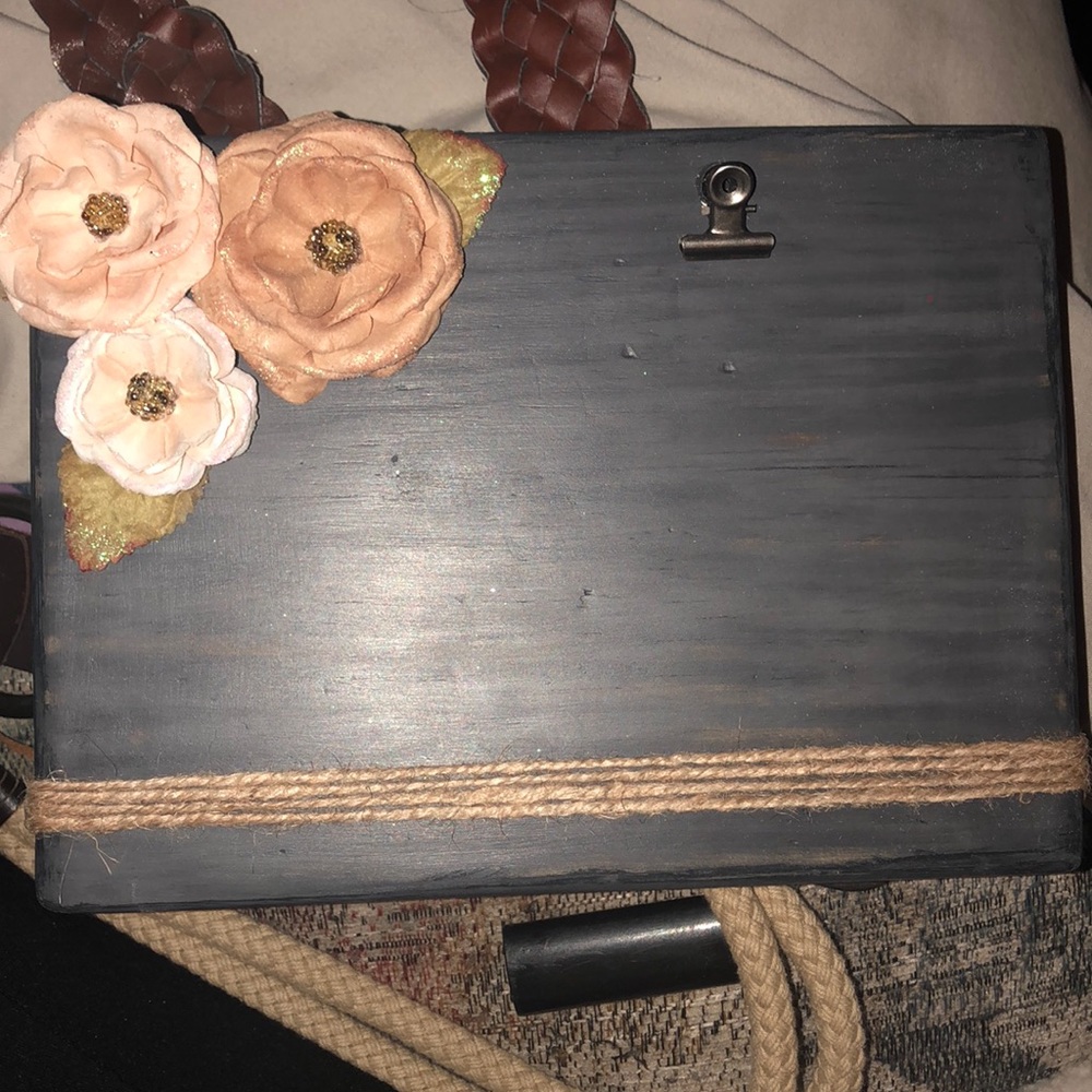 HANDMADE CLIPBOARD